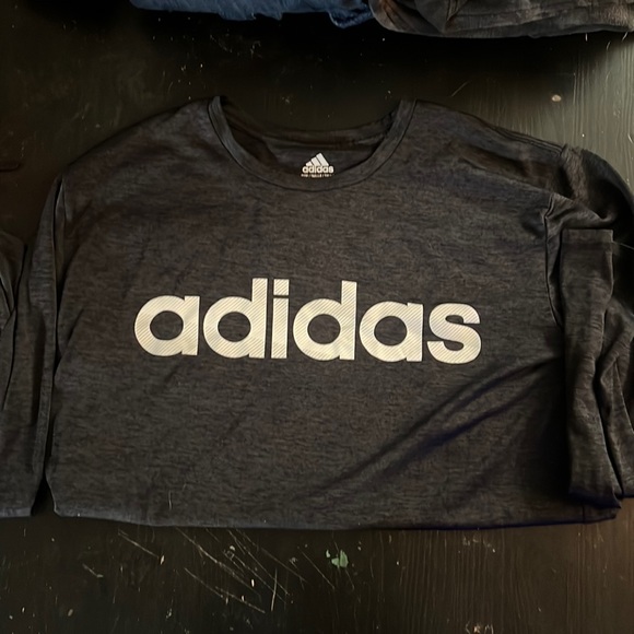 Adidas long sleeve workout tops - Picture 1 of 2